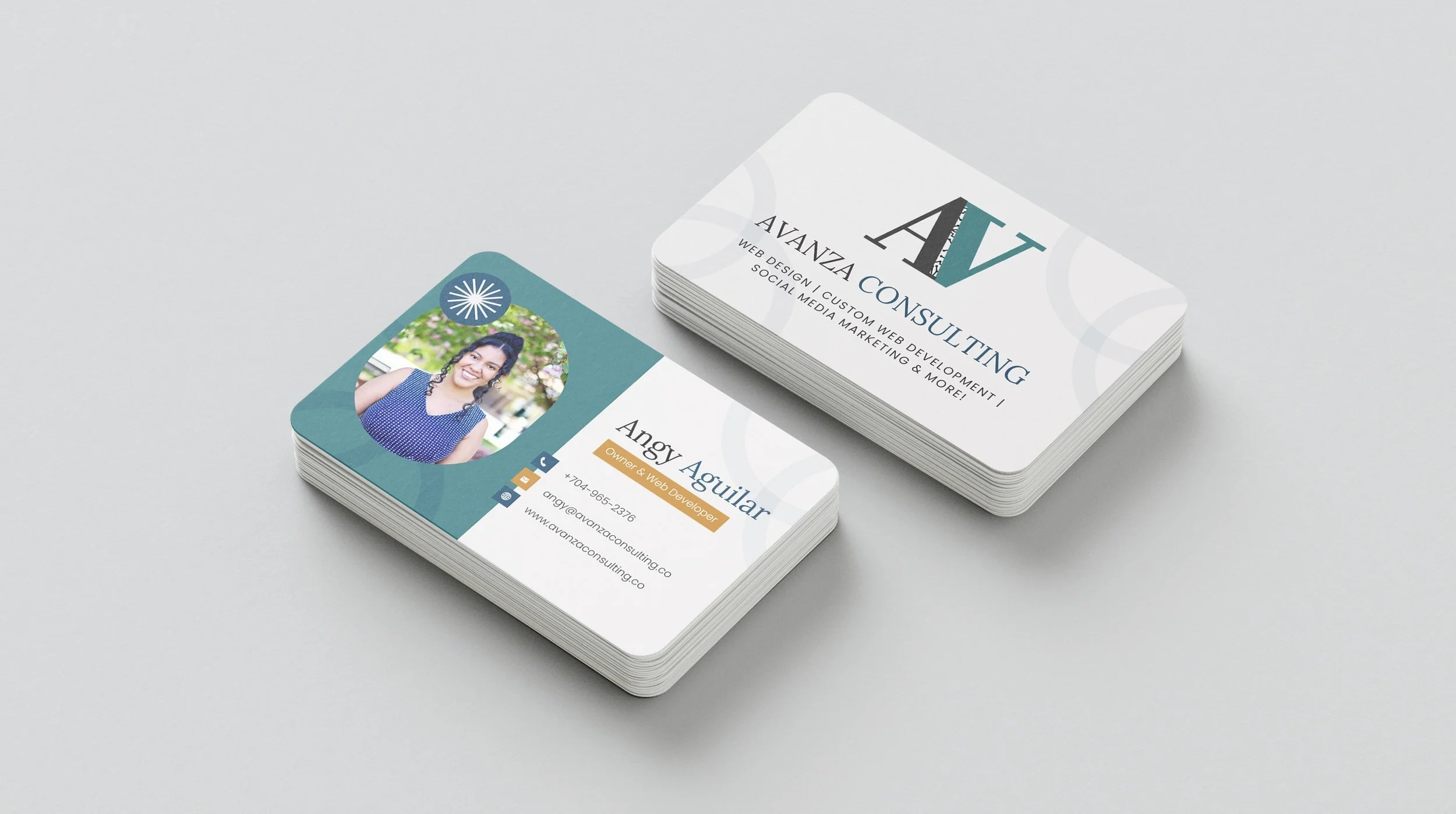 Avanza Consulting business card front